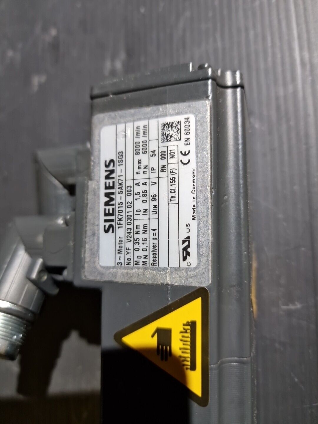 SIEMENS 1FK7015-5AK71-1SG3 Servomotor