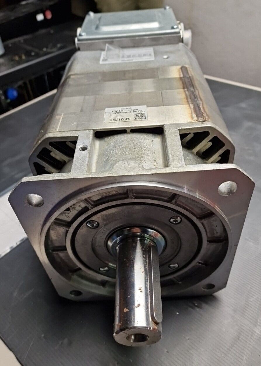 SIEMENS Simotics 3 Motor (1P) 1PH7101-7HF02-0BA0