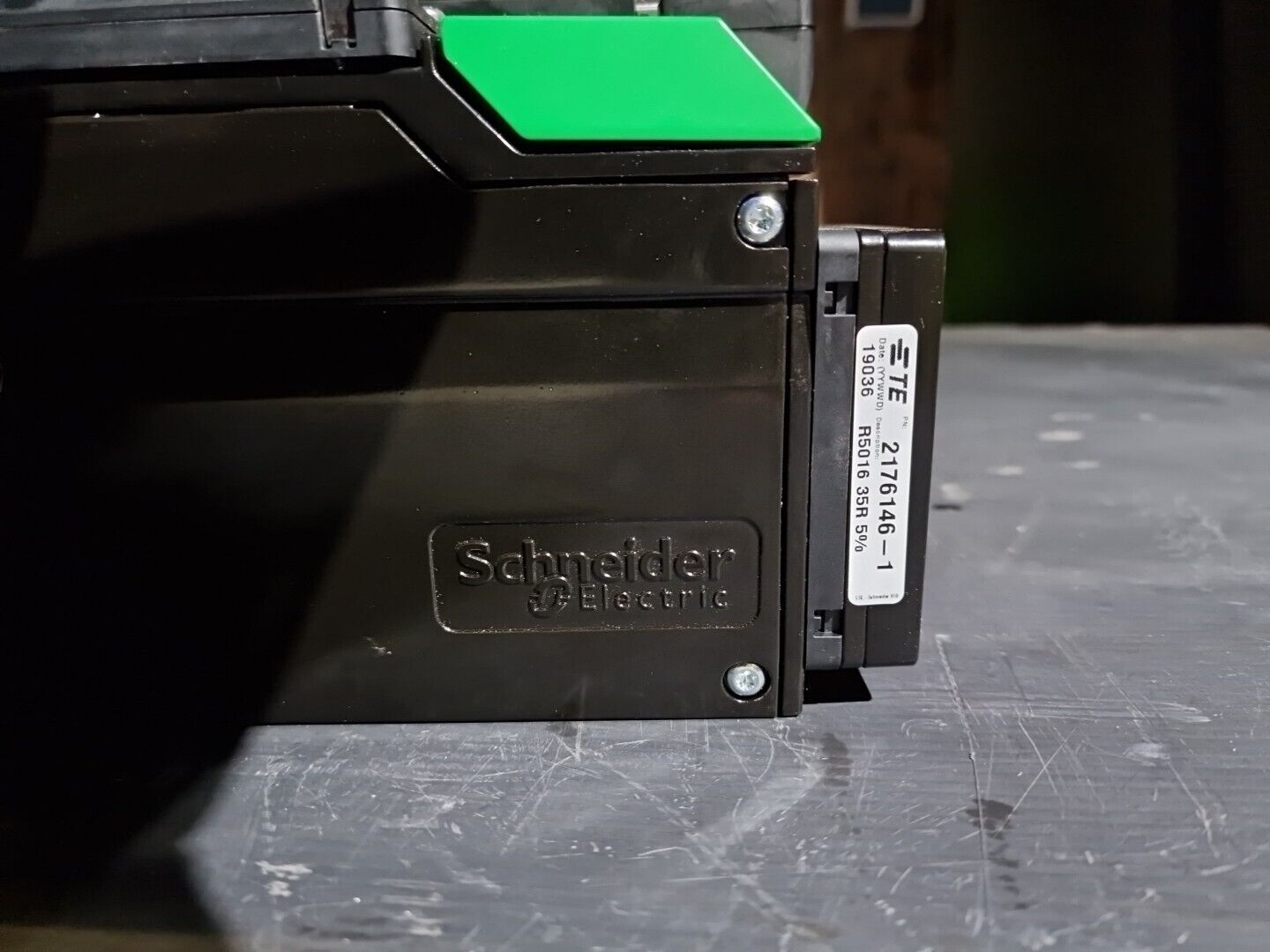 Schneider Electric Servomotor BM10703T16F + LXM32IECT