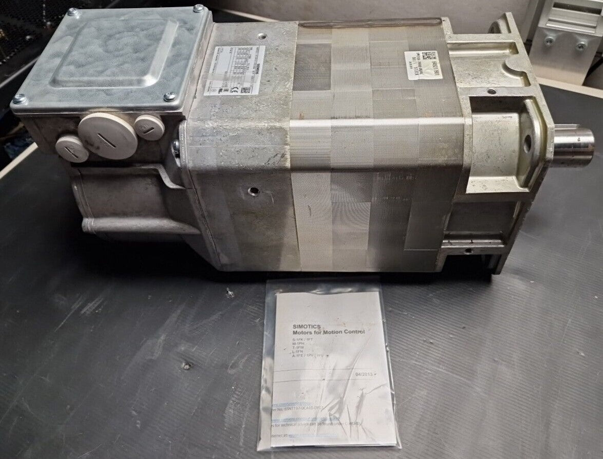 SIEMENS Simotics 3 Motor (1P) 1PH7101-7HF02-0BA0