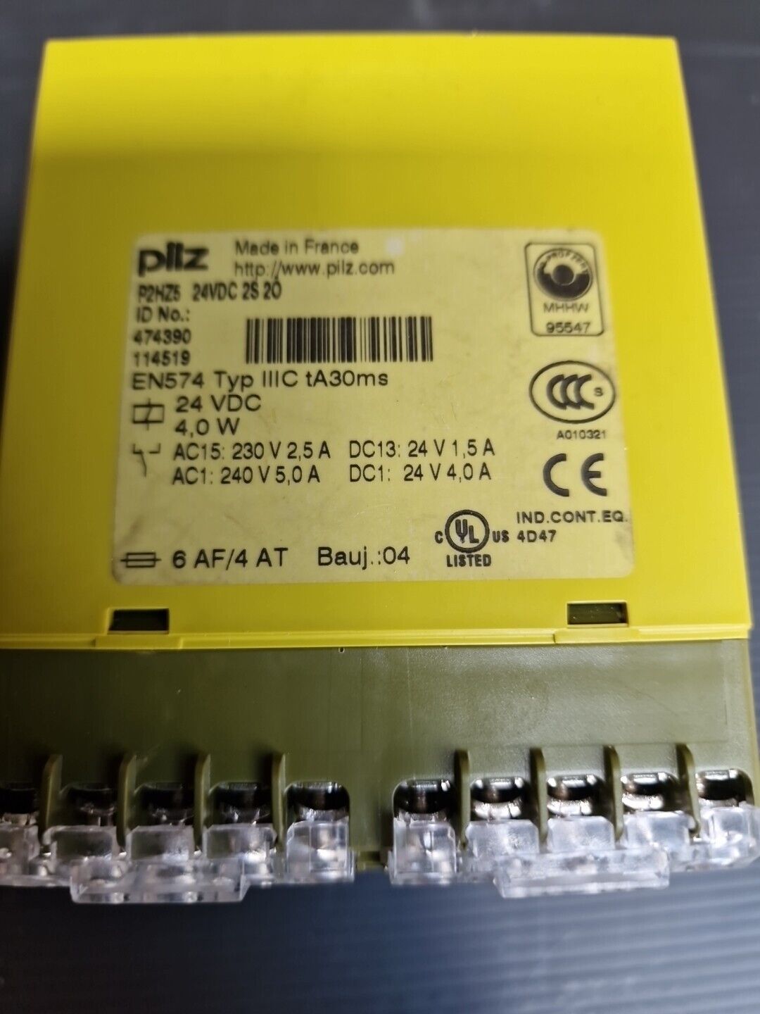 PILZ P2HZ5 24V=2a2r (474390) SICHERHEITSRELAIS