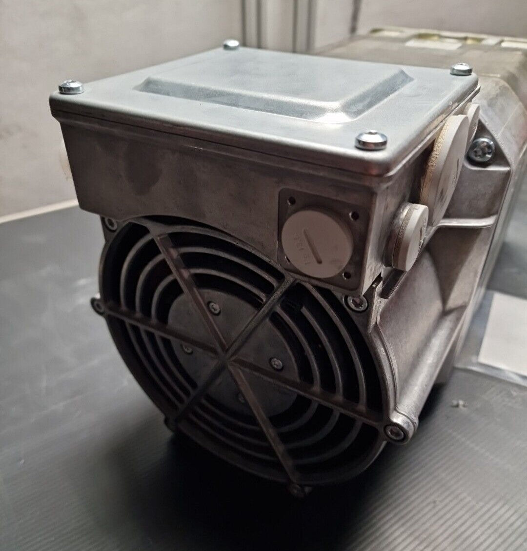 SIEMENS Simotics 3 Motor (1P) 1PH7101-7HF02-0BA0