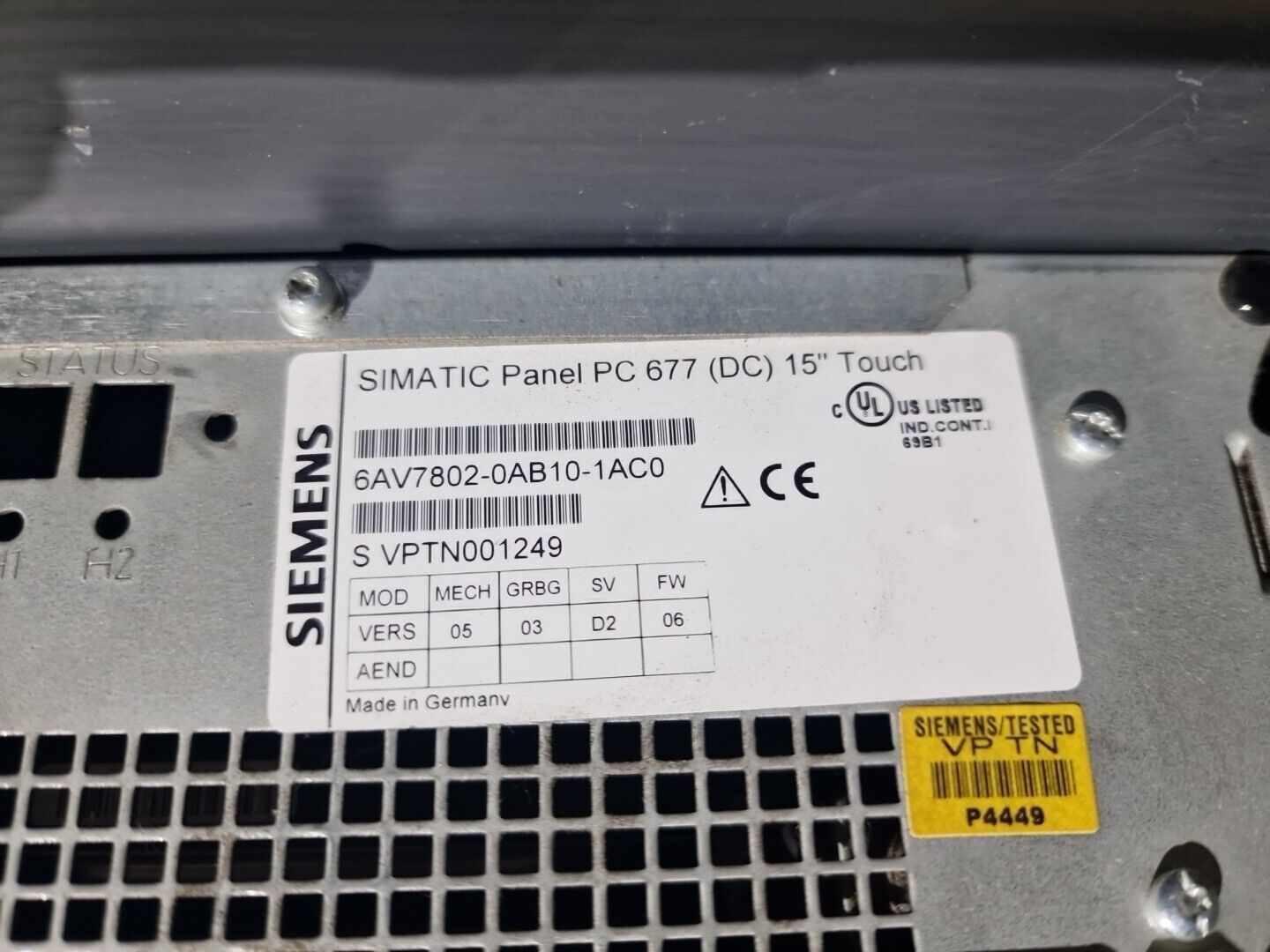 Siemens SIMATIC Panel PC 677 (DC) 15" Touch 6AV7802-0AB10-1AC0