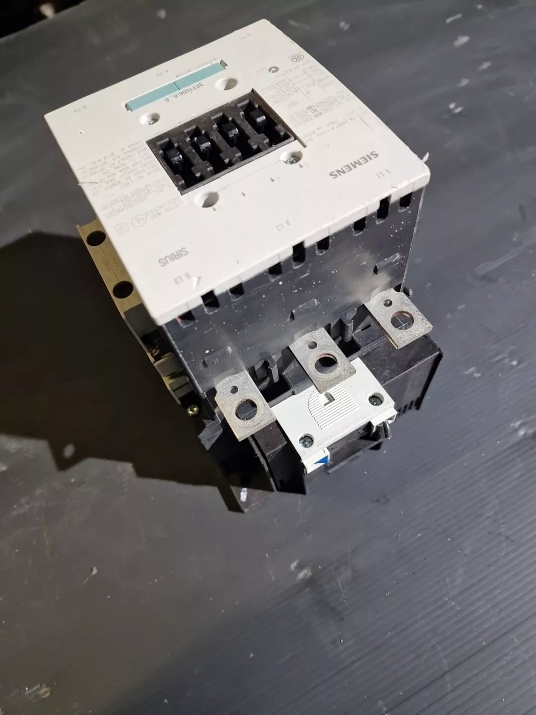 SIEMENS AC-3e/AC-3 185 A 90 kW / 400 V Leistungsschütz 3RT1056-6AP36