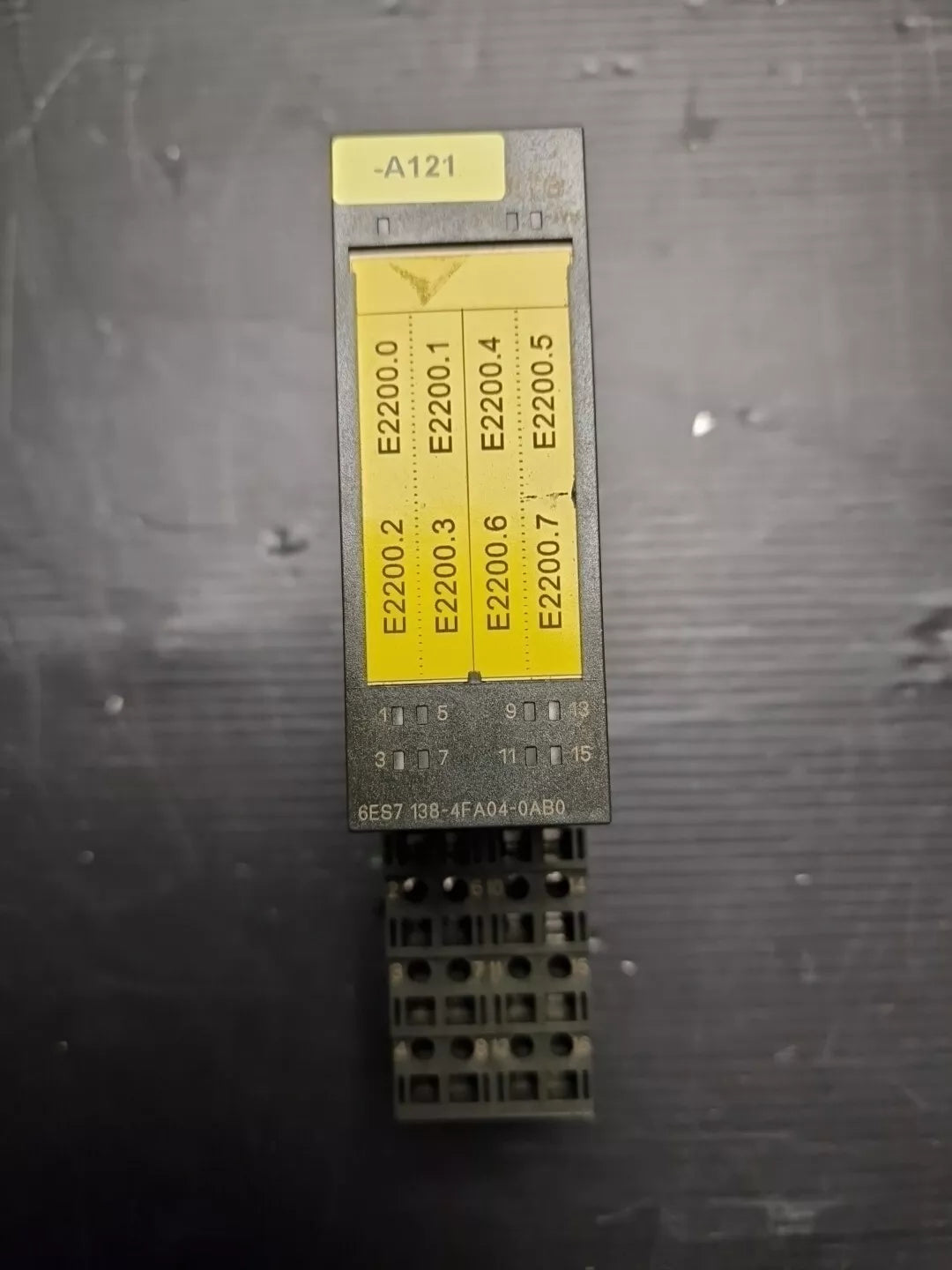 Siemens Simatic 6ES7 138-4FA04-0AB0 inkl. Sockel