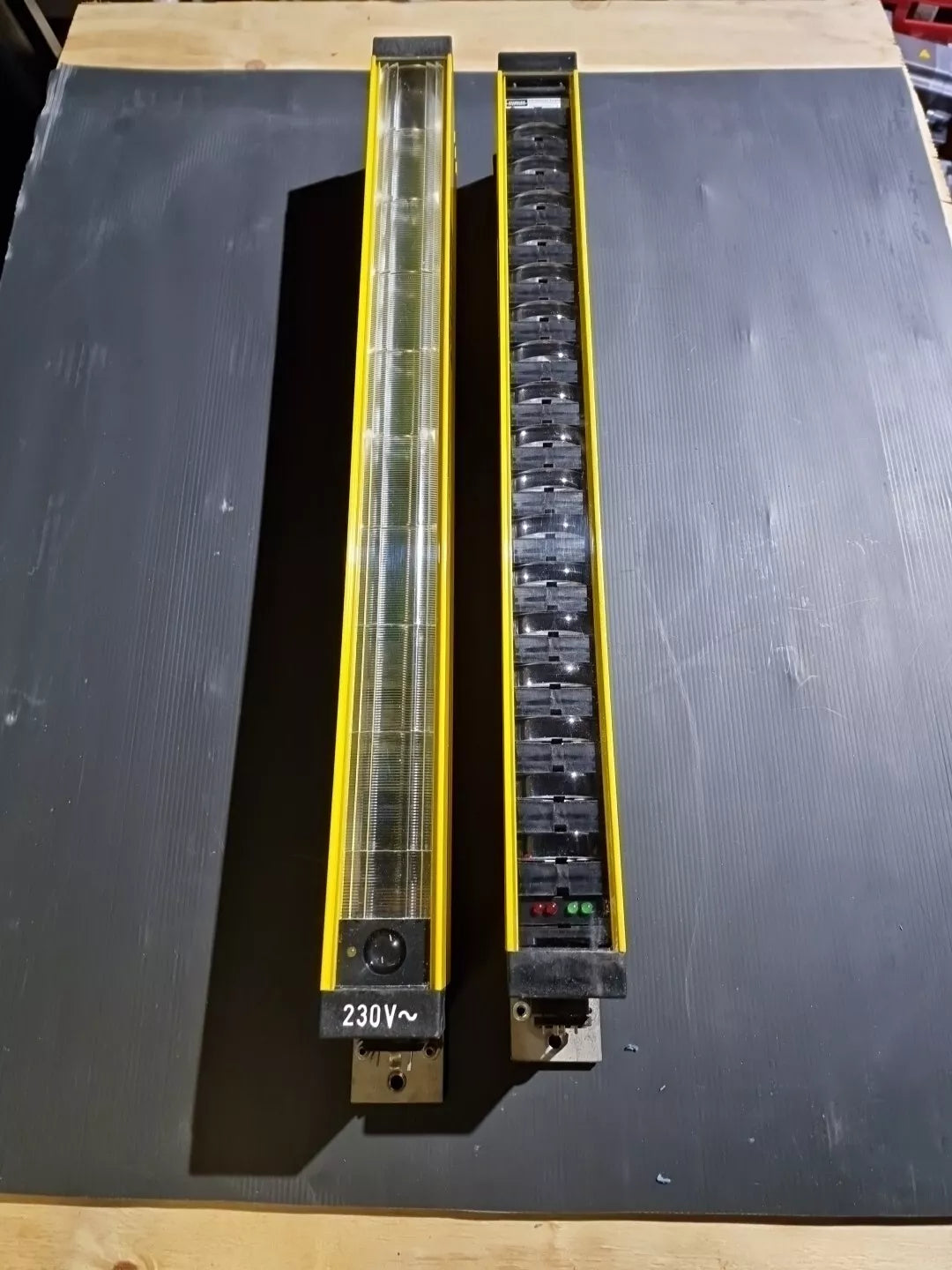 Fiessler Elektronik Lichtschranke LSUWNSR3-1 LSUW Sender und Empfänger