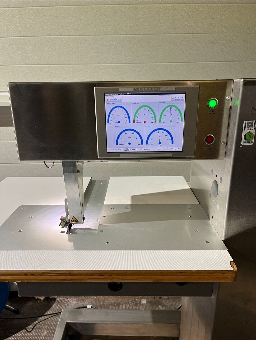 Nucleus Rotosonic V4E Flatbet Ultraschall Schweißgerät 2Kva 800 W 35 Hz