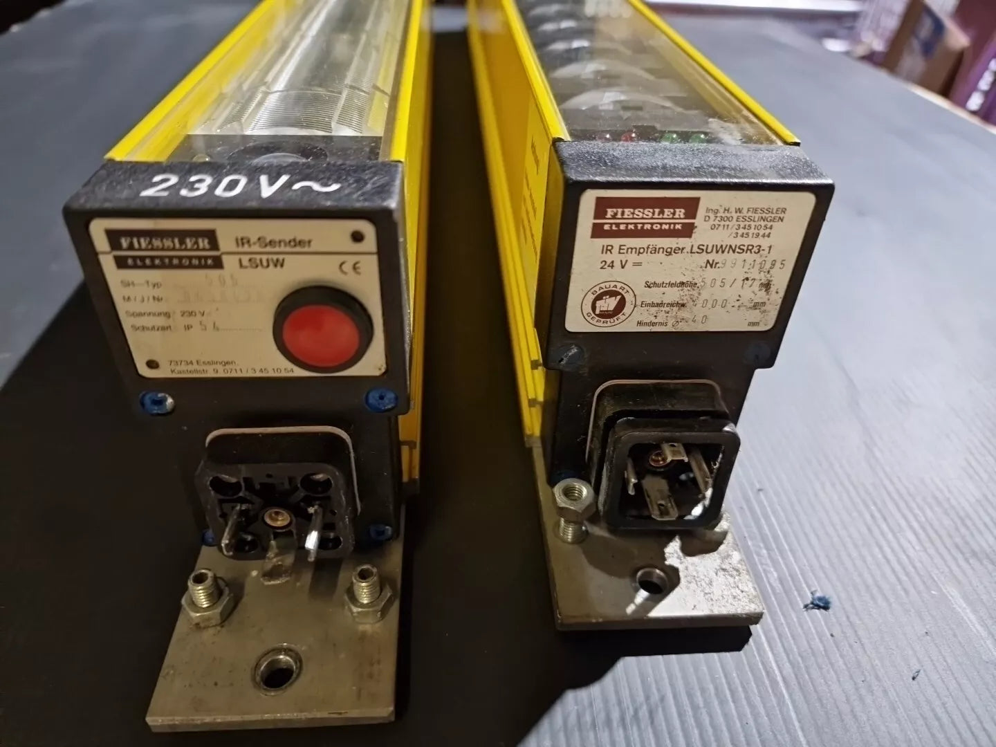 Fiessler Elektronik Lichtschranke LSUWNSR3-1 LSUW Sender und Empfänger