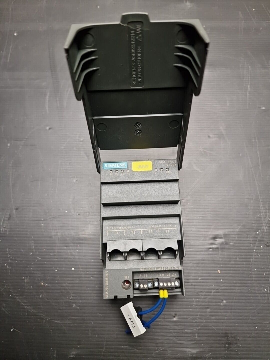 Siemens Scalance XF204 Simatic Net Industrial Switch 6GK5 204-0BA00-2AF2