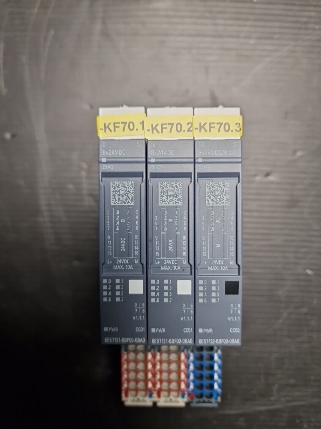 Siemens Simatic ET 200SP 6ES7131-6BF00-0BA0 + 6ES7 132-6BF00-0BA0 Digitales Ein-/Ausgangsgangsmodul