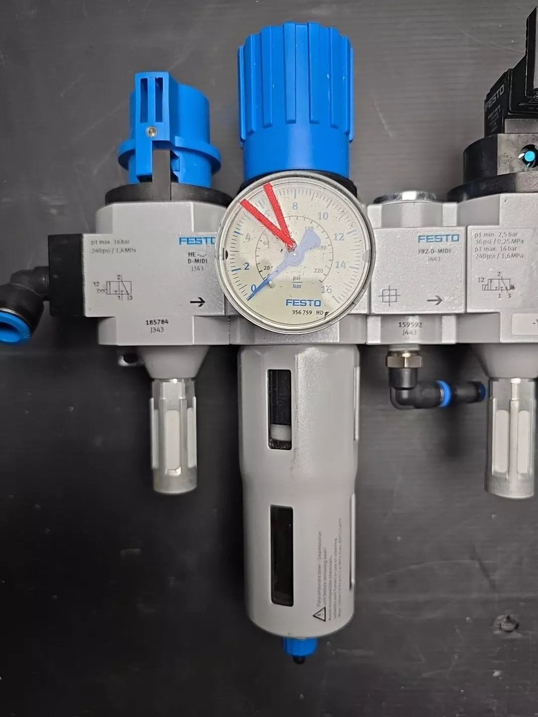 Festo Wartungseinheit VERTEILER 185784, 159592 U.s.w