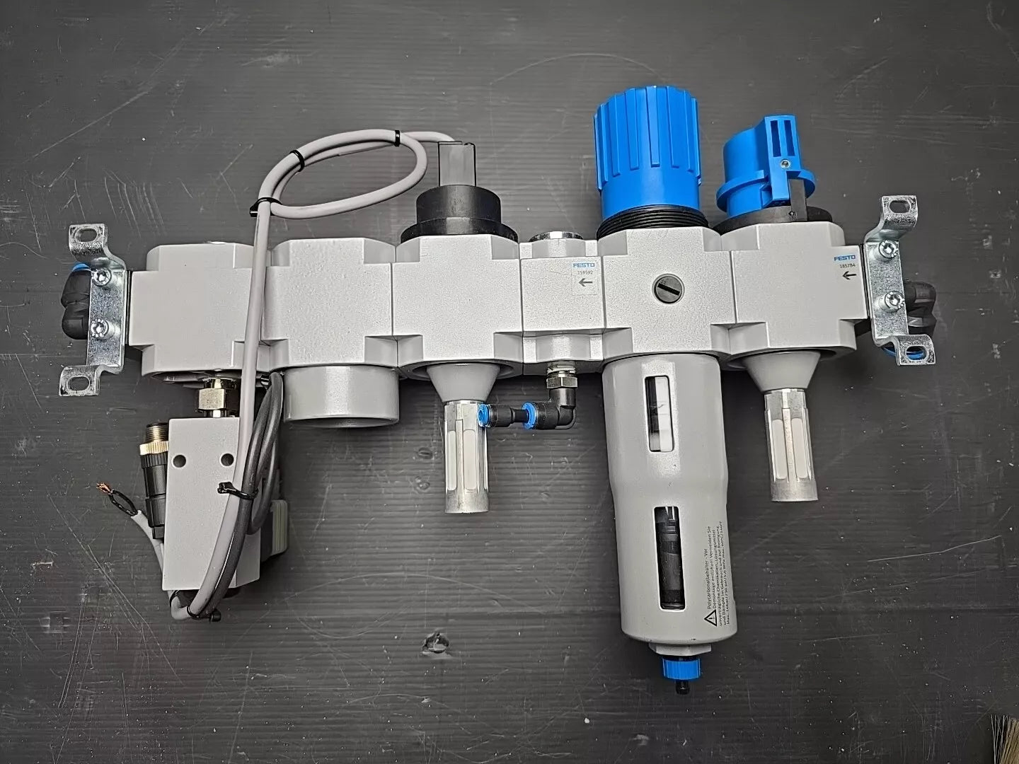 Festo Wartungseinheit VERTEILER 185784, 159592 U.s.w