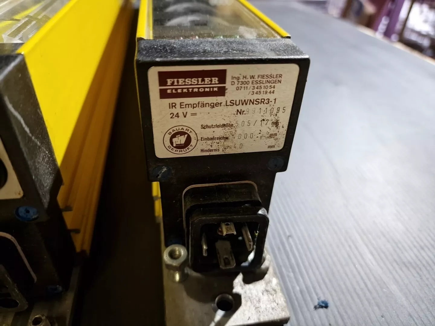 Fiessler Elektronik Lichtschranke LSUWNSR3-1 LSUW Sender und Empfänger